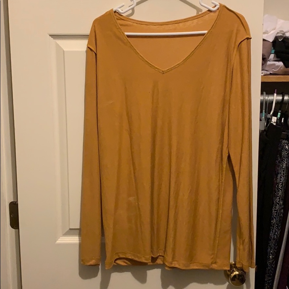 Long sleeve T-shirt